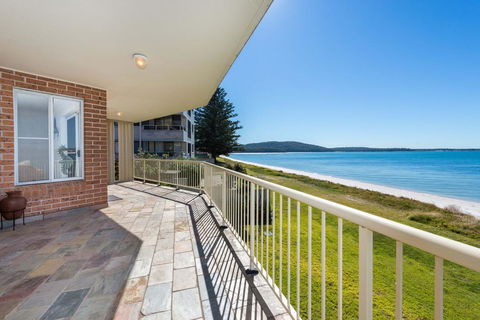 Soldiers Point Road 2/47 - Soldiers Point - Accommodation Perth 1