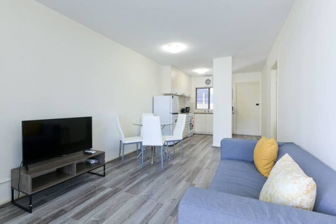 South Perth Perfect Location Free WIFI & Parking - Accommodation Perth 1