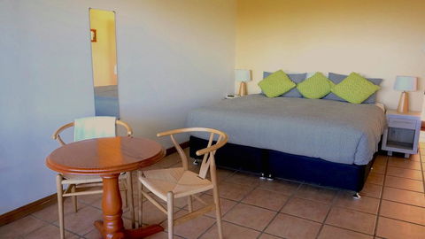 Sovereign Hill Country Lodge Rothbury - Perth Resorts 3