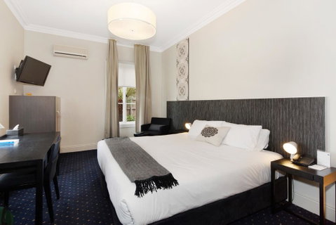 Sovereign Hill Hotel - Accommodation Perth 0
