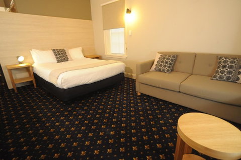 Sovereign Hill Hotel - Accommodation Perth 2