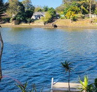 Spacious 2 Bedroom Beach Side Apartment - Close to shopping Centre with Coles Health Food Shop Sushi Pizza Cafes Hairdresse - Perth Resorts