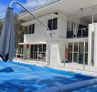 Spacious 2 bedroom unit private bath kitchen RV parking on 5 acres 10 min to Fraser Island barge - Accommodation Perth