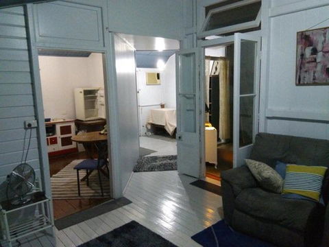 Spacious Apartment - Accommodation Perth 0
