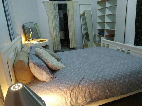 Spacious Apartment - Accommodation Perth 1