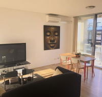 Spacious One Bedroom Apartment in Marrickville - Accommodation Perth