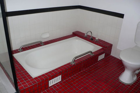 SPLASH - Accommodation Perth 1