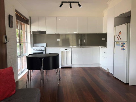 Sponars 4 - Accommodation Perth 2
