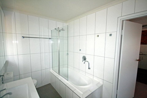 Sponars Onshore Apartment 1 - FREE Unlimited WIFI - Accommodation Perth 3