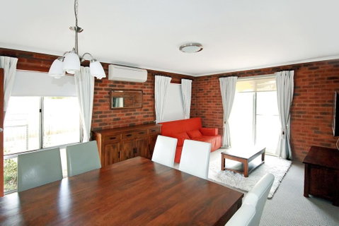 Sponars Onshore Apartment 1 - FREE Unlimited WIFI - Accommodation Perth 2
