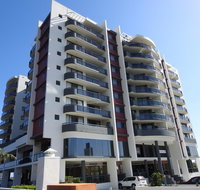 Springwood Tower Apartment Hotel - Perth Resorts