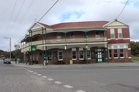 St Marys Hotel And Bistro - Accommodation Perth 0