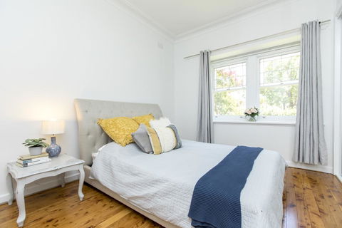 Stay At Meurant Wagga - Perth Resorts 0
