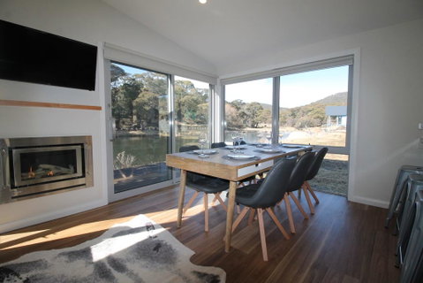Stillwater Chalet B- Lake Crackenback - Accommodation Perth 1