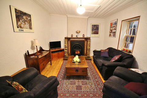 Stonewall Cottage - Accommodation Perth 2