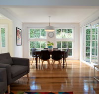 Strahan House - Accommodation Perth