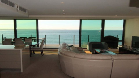 Strand Beachside 1003 - Penthouse - Accommodation Perth 1