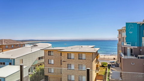 Strand Beachside 503 - Accommodation Perth 2