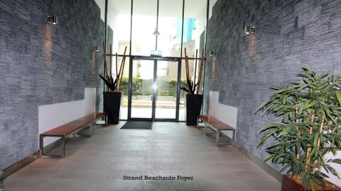Strand Beachside 702 - Accommodation Perth 2