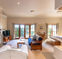 Strathearn Park Lodge - Perth Resorts