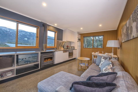 Studio 13 - Accommodation Perth 3