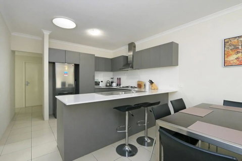 Stunning Home Near Scarborough Beach Sleeps 11 - Accommodation Perth 1