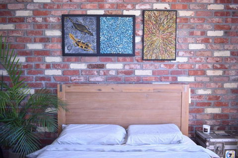 Stylish Modern Apartment Located In Marrickville - Accommodation Perth 3