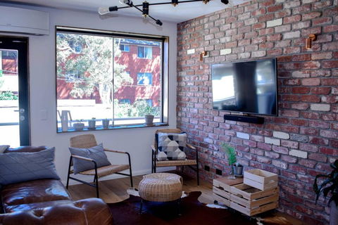 Stylish Modern Apartment Located In Marrickville - Accommodation Perth 0