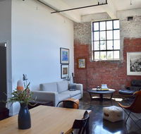 Stylish Warehouse Conversion In The Heart of Fitzroy - Accommodation Perth