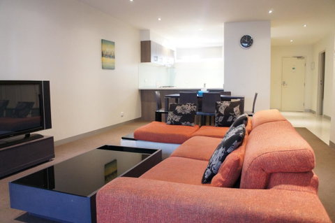 Summer Inn Holiday Apartments - Accommodation Perth 1