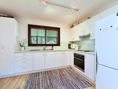 Summerfield Cottage - Hunter Valley, Renovated House In Central North Rothbury - Accommodation Perth 1