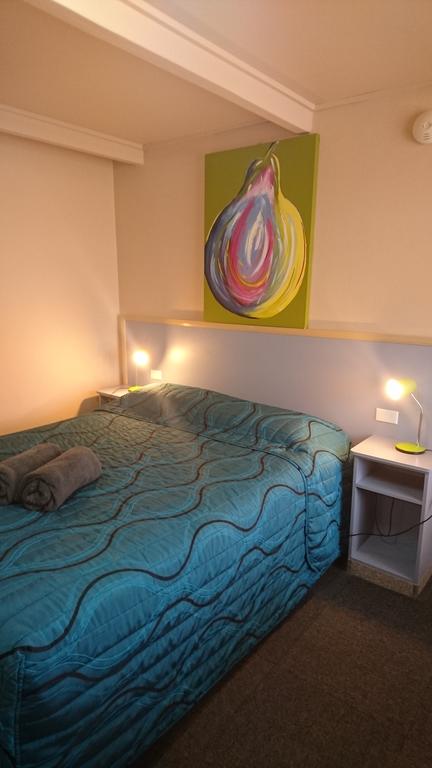 Sunflower Motel - Perth Resorts 3