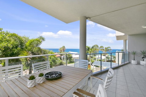 Sunny And Spacious Sunshine Beach - Accommodation Perth 3