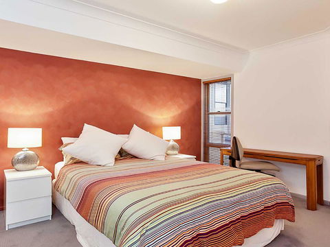 Sunset On Birubi' - Pet Friendly, Air Con, Water Views, WIFI And Outdoor Spa - Accommodation Perth 3