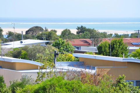 SUNSET WATERS - INLET SIDE - Accommodation Perth 1