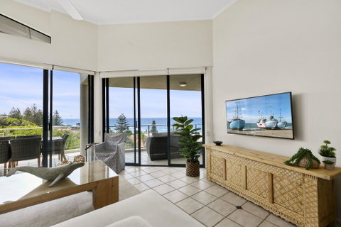 Sunshine Beach Penthouse With Beach Views - Unit 9/21 Park Crescent, Sunshine Beach - Accommodation Perth 3