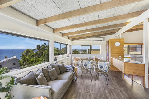 Sunshine Beach Shack - Accommodation Perth 1