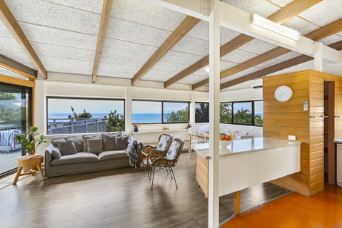 Sunshine Beach Shack - Accommodation Perth 3