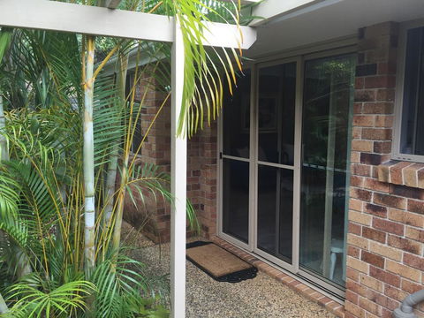 Sunshine Coast Tropical Getaway - Accommodation Perth 3