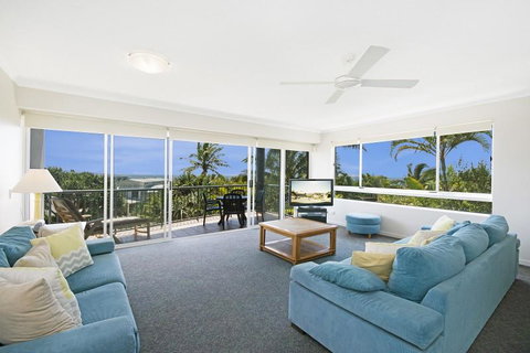 Sunshine Cove, Across The Road From The Beach - Accommodation Perth 1