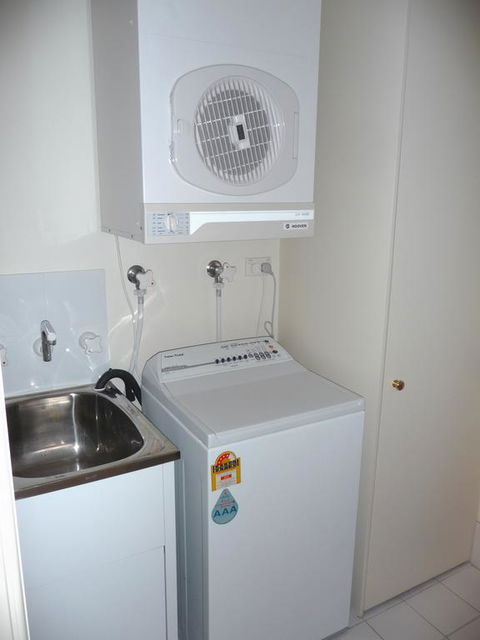 Superb Stay In Adelaides East End - Accommodation Perth 3