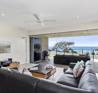 Surf 101 on Cabarita Beach - Accommodation Perth