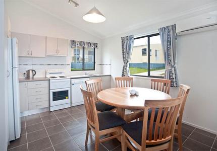 Surf Beach Narooma Holiday Park - Accommodation Perth 1