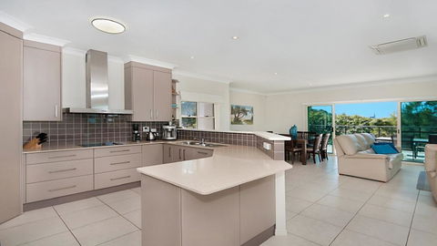 Surfside @ Shellys - East Ballina - Perth Resorts 3