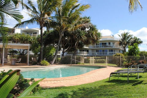 Surfside On The Beach - Perth Resorts 1