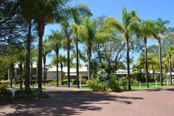 Swan Valley Oasis Resort with Accommodation Perth