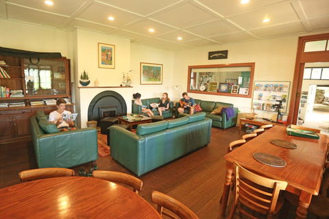 Sydney, Pittwater YHA - Accommodation Perth 3