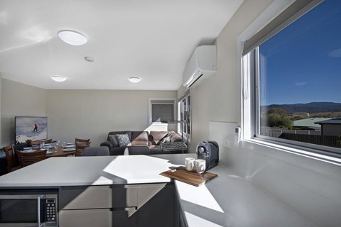 T-Bar On Twynam - Accommodation Perth 0