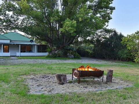 Tabitha Hill Cottage - Accommodation Perth 0