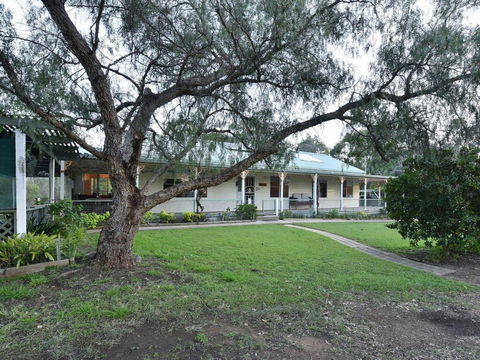 Tabitha Hill Estate - Accommodation Perth 3